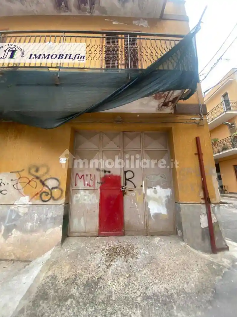 Palazzo - Edificio in vendita a Villabate