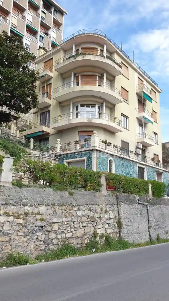 Appartamento in affitto a Genova