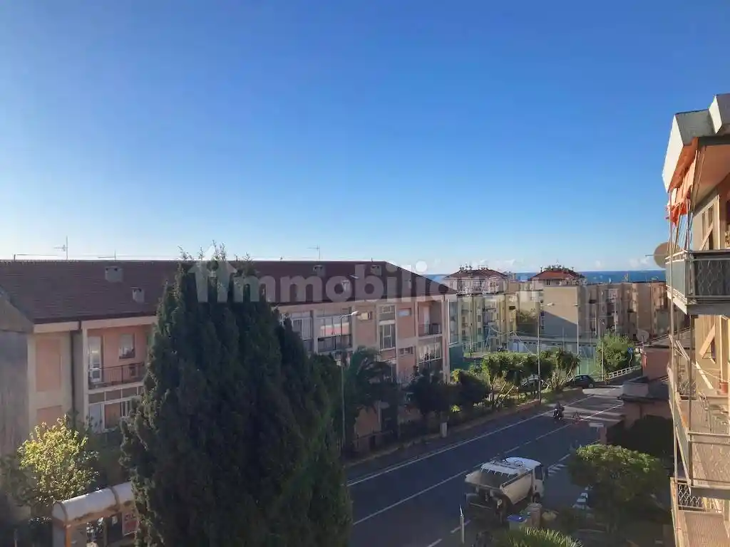 Appartamento in vendita a Savona