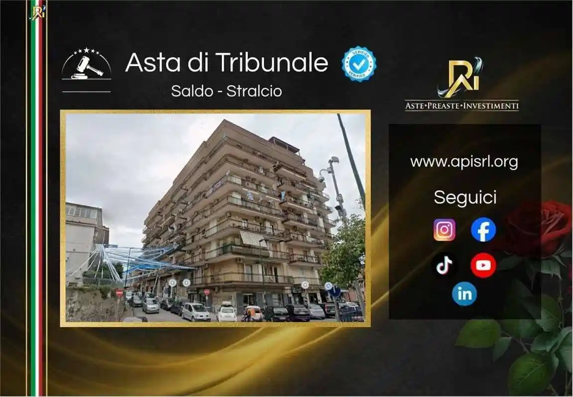 Appartamento in vendita a Napoli