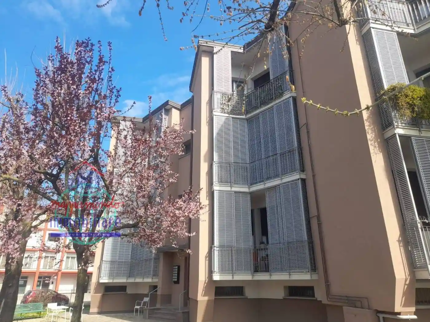 Appartamento in vendita a Calderara di Reno