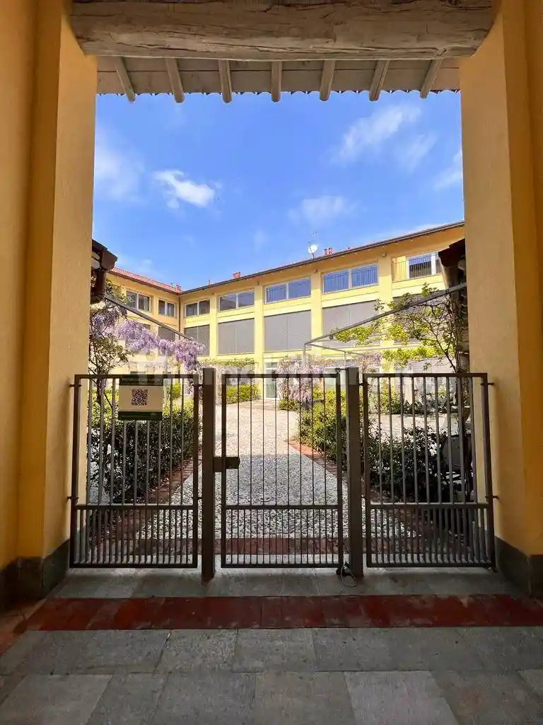 Appartamento in vendita a Montano Lucino