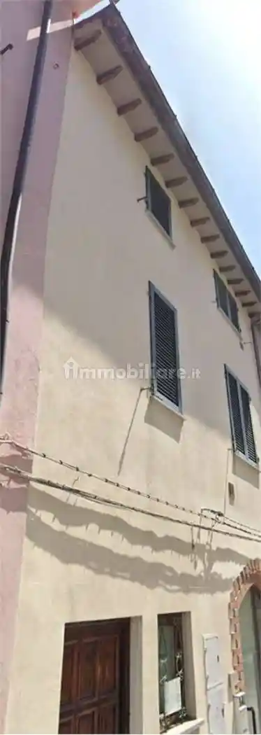 Appartamento in vendita a Cascina