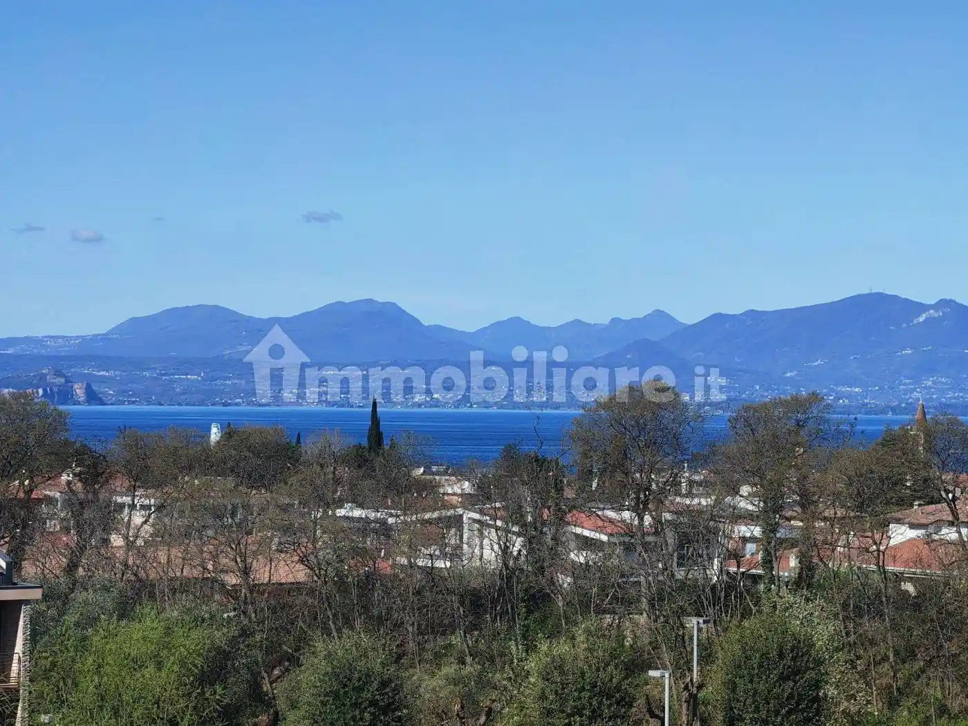 Appartamento in vendita a Bardolino