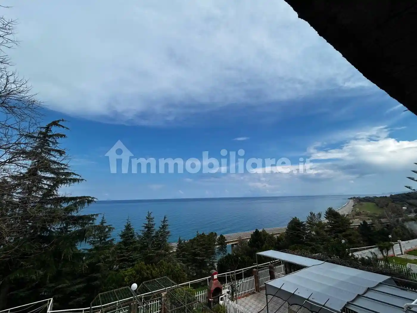 Appartamento in vendita a Caronia