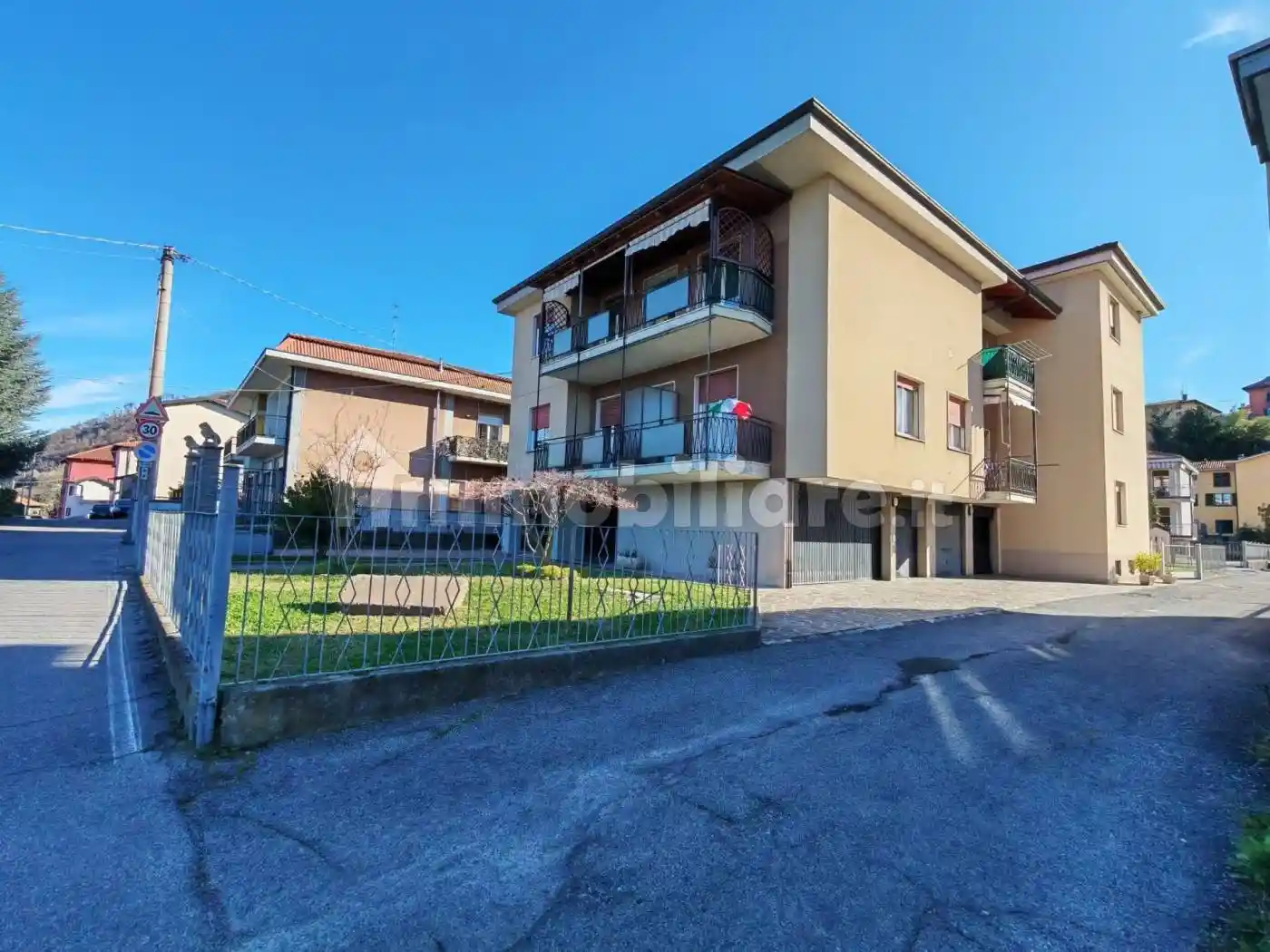 Appartamento in vendita a Villa d'Adda