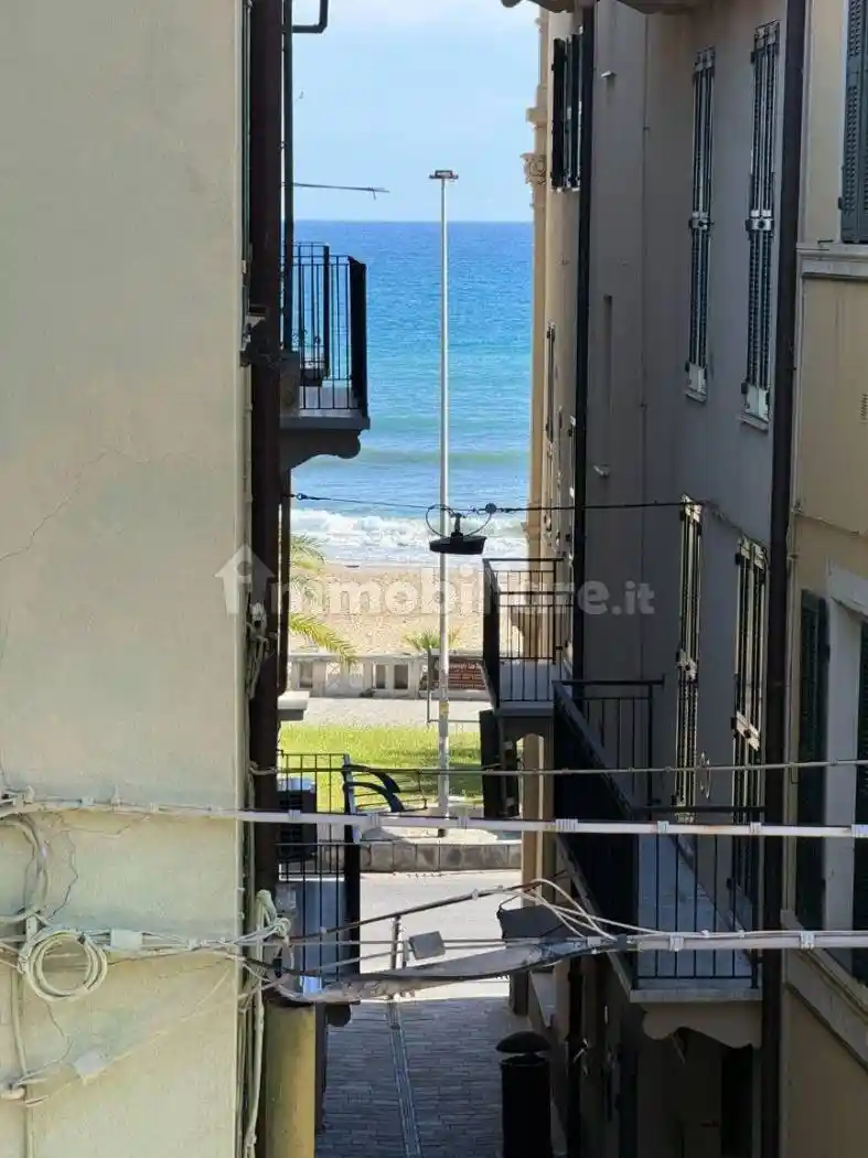 Appartamento in vendita a Diano Marina