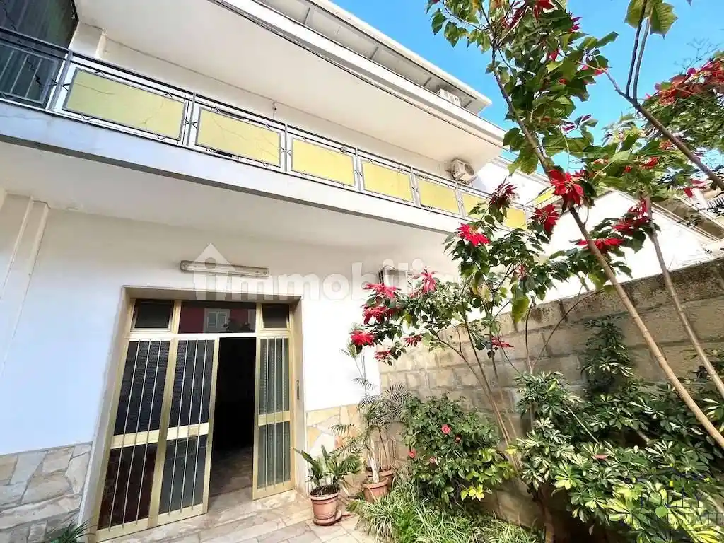 Villa in vendita a Floridia