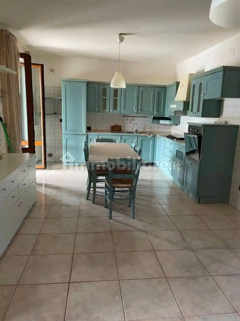 Appartamento in affitto a Giffoni Sei Casali