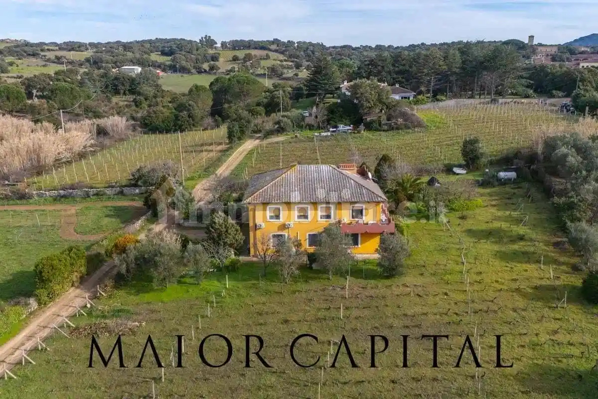 Villa in vendita a Monti