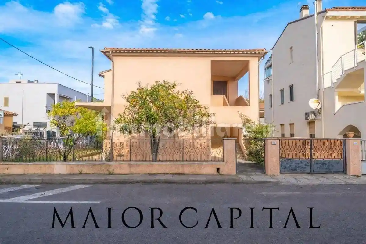 Villa in vendita a Olbia