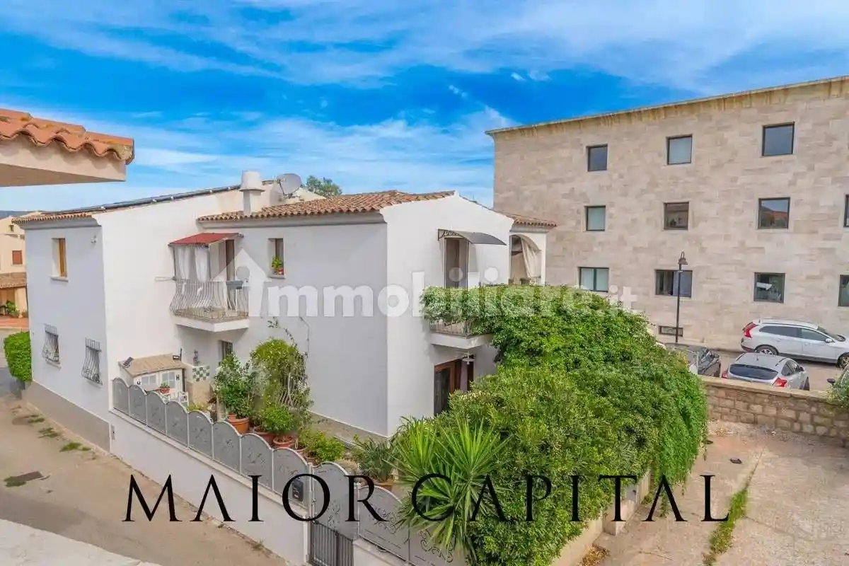 Villa in vendita a San Teodoro