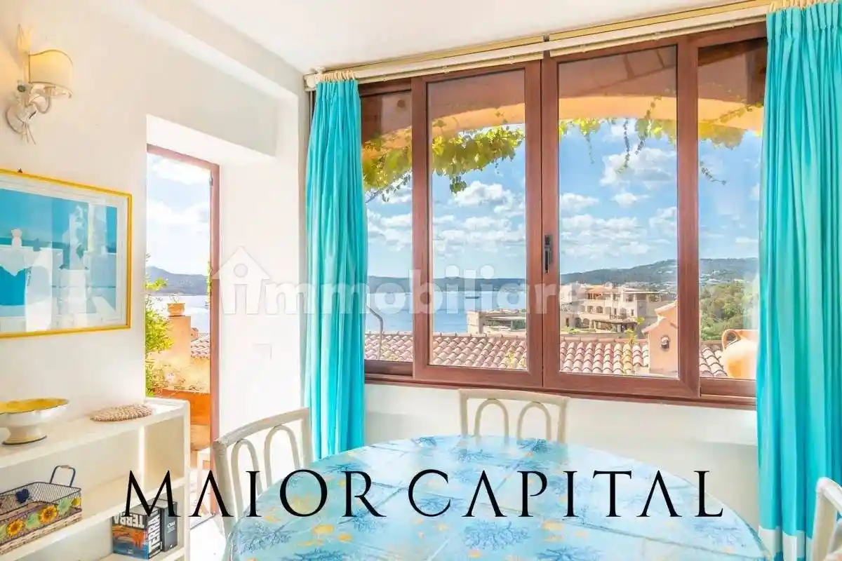 Appartamento in vendita a Arzachena