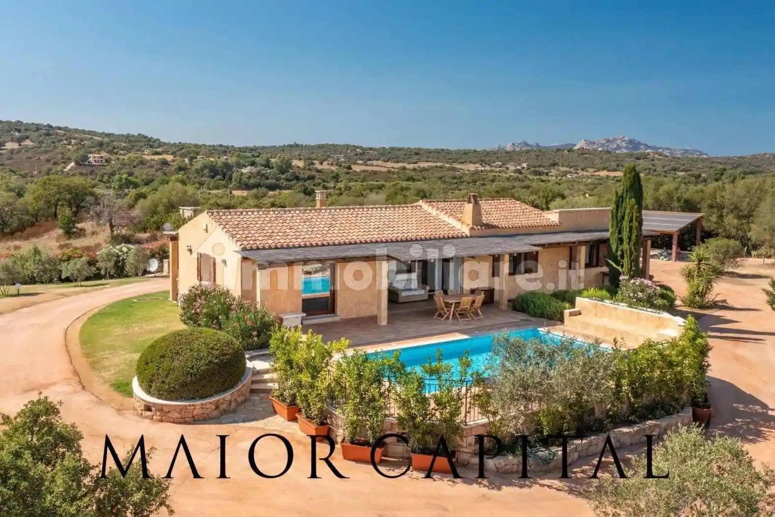 Villa in vendita a Olbia