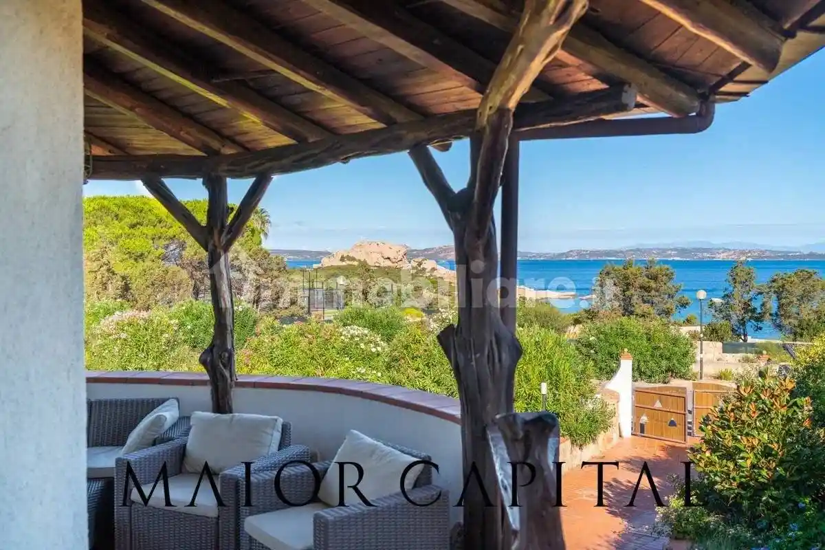 Villa in vendita a Arzachena