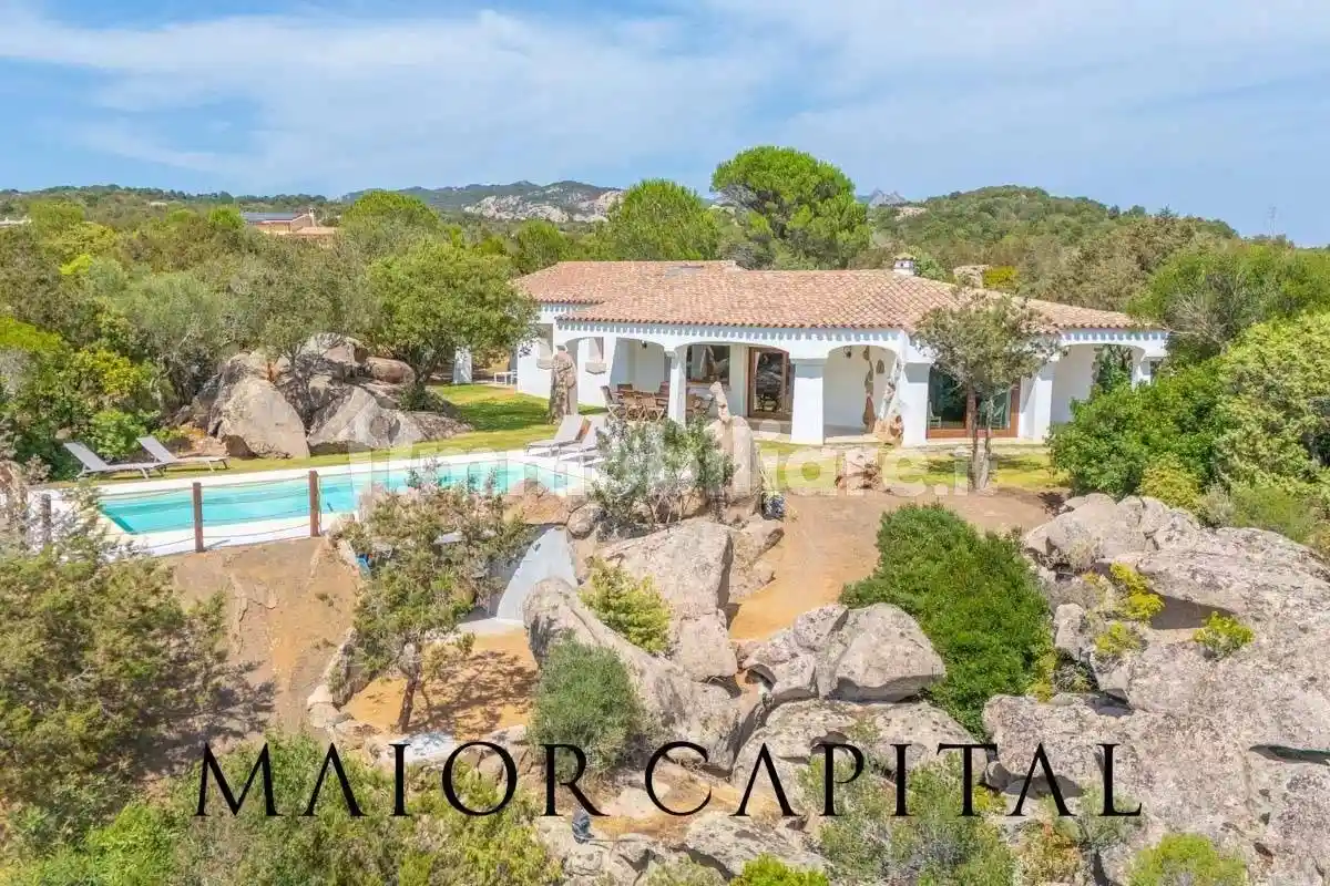 Villa in vendita a Arzachena