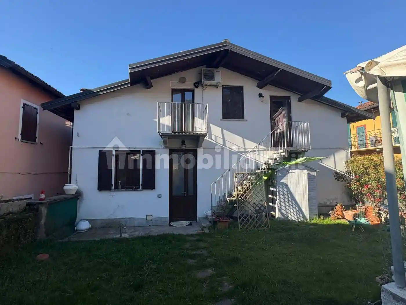 Villa in vendita a Verbania