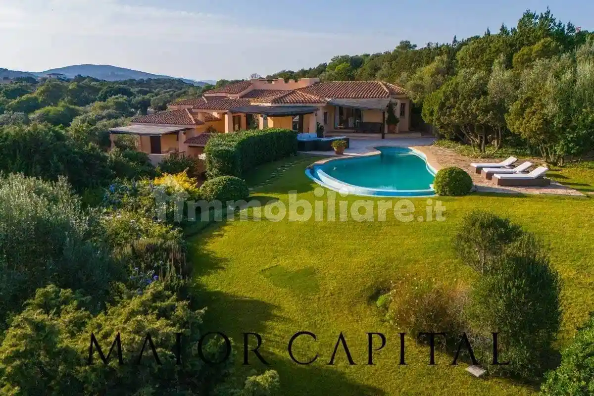 Villa in vendita a Arzachena