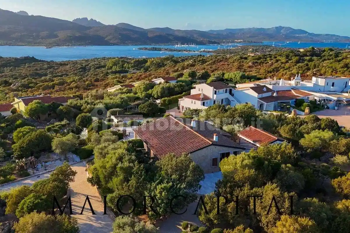 Villa in vendita a Olbia