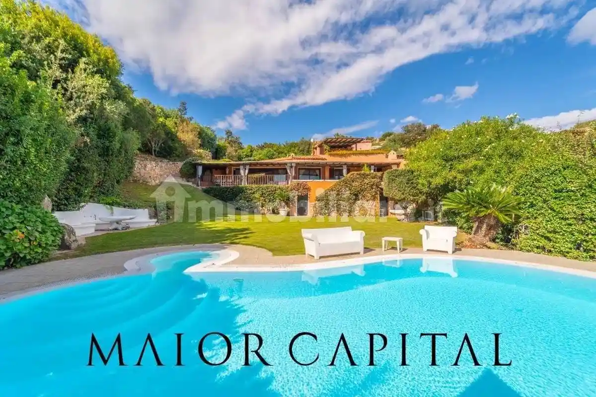 Villa in vendita a Arzachena