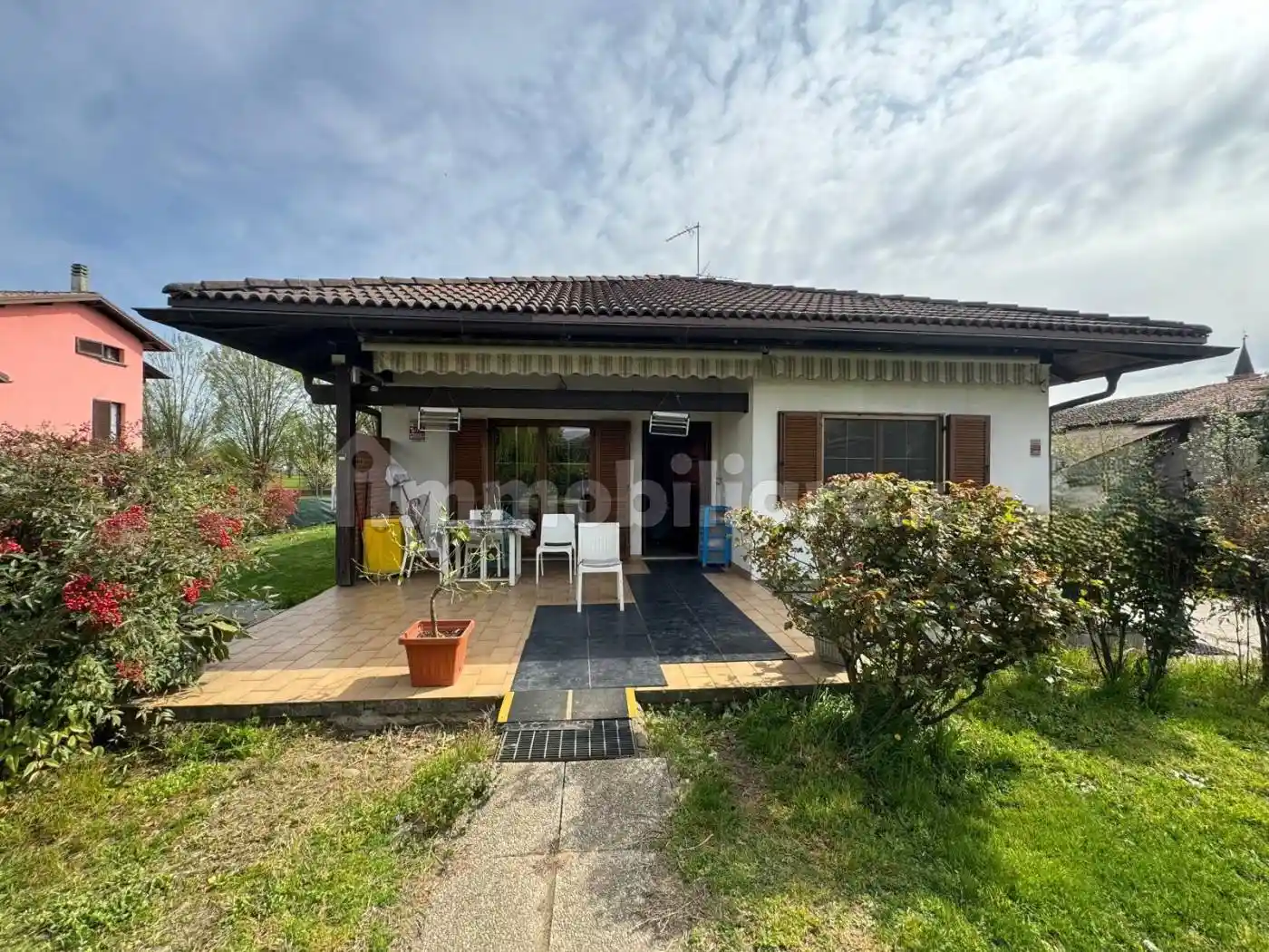 Villa in vendita a Trivolzio