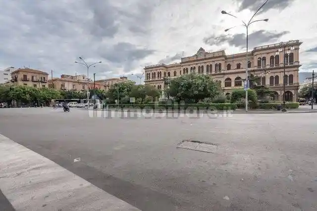 Appartamento in vendita a Palermo