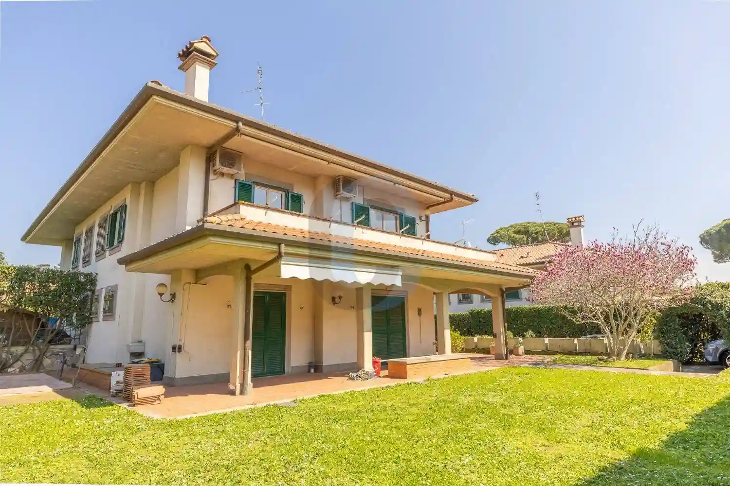 Villa - foto 2
