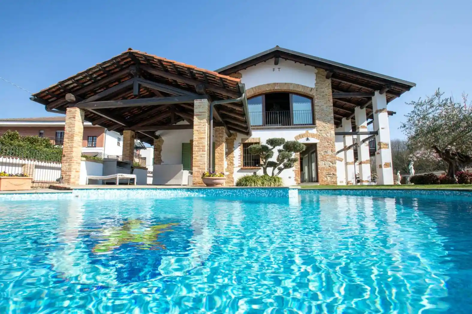 Villa in vendita a Bra