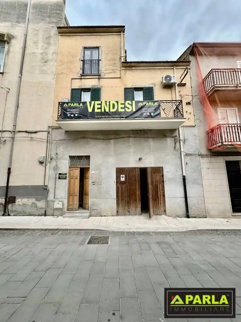 Casa indipendente in vendita a Ravanusa