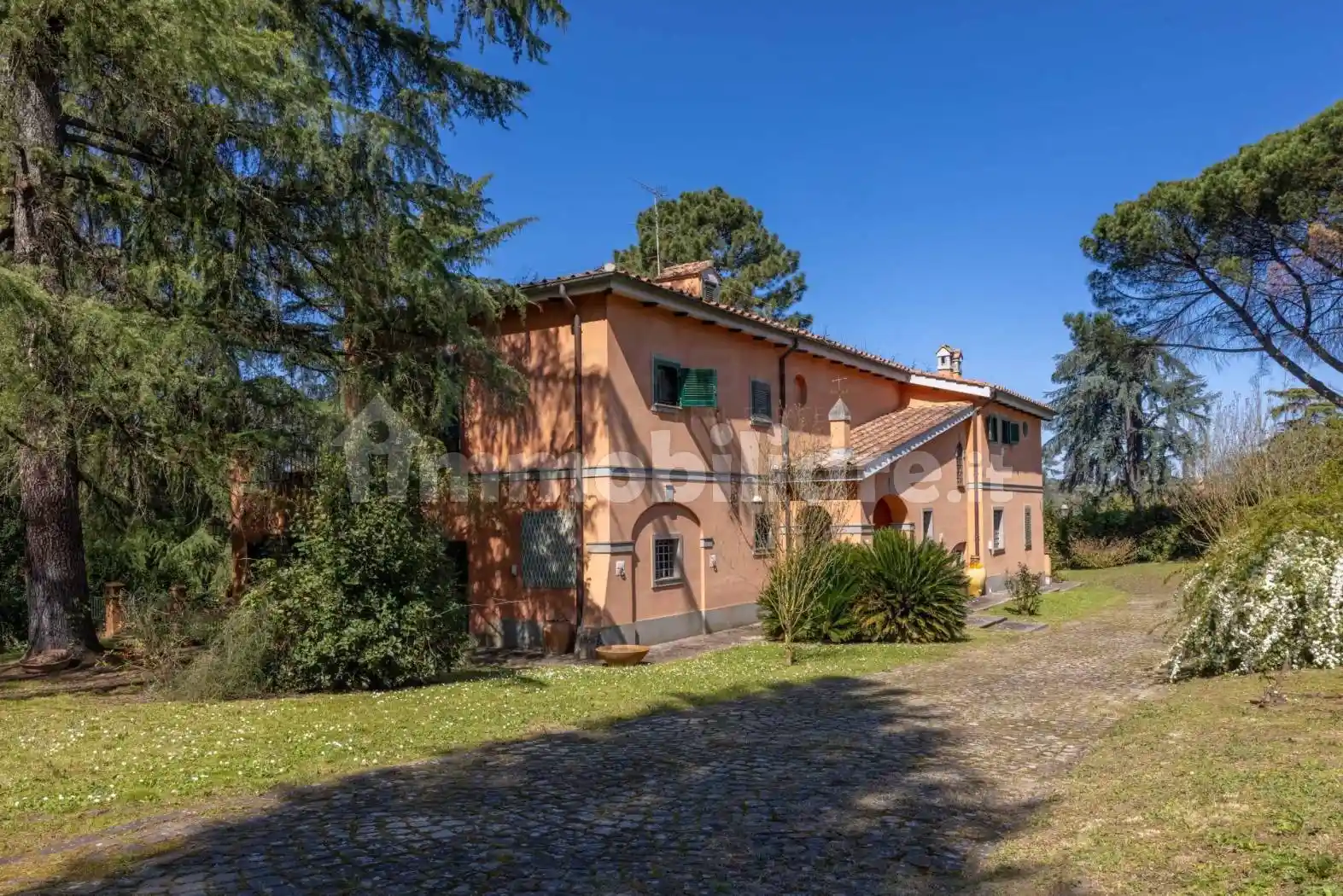 Villa in vendita a Riano