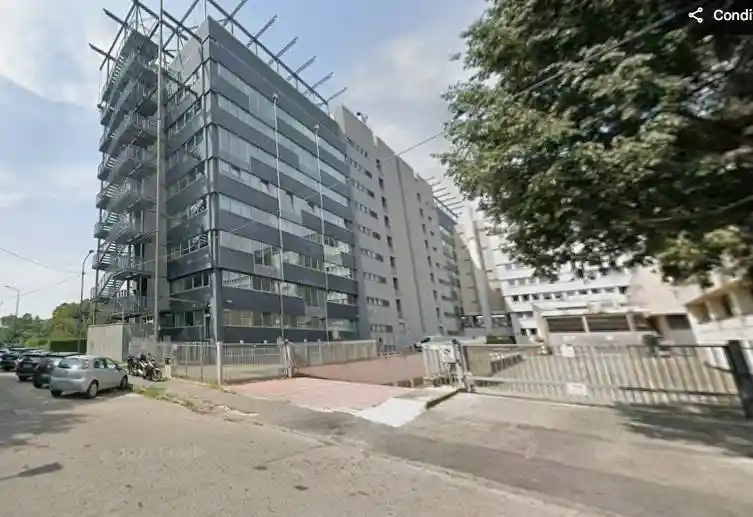 Palazzo - Edificio in vendita a Milano