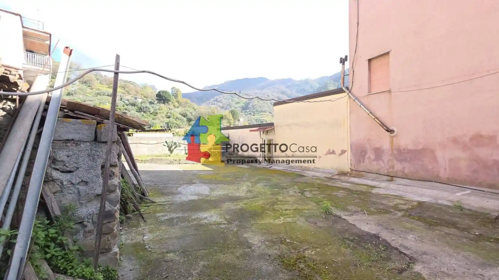 Casa indipendente in vendita a Graniti