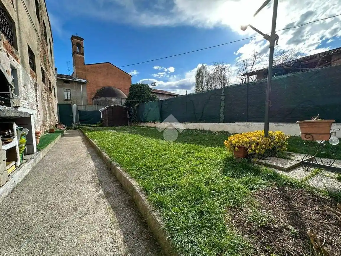 Casa indipendente in vendita a Bagnolo Mella