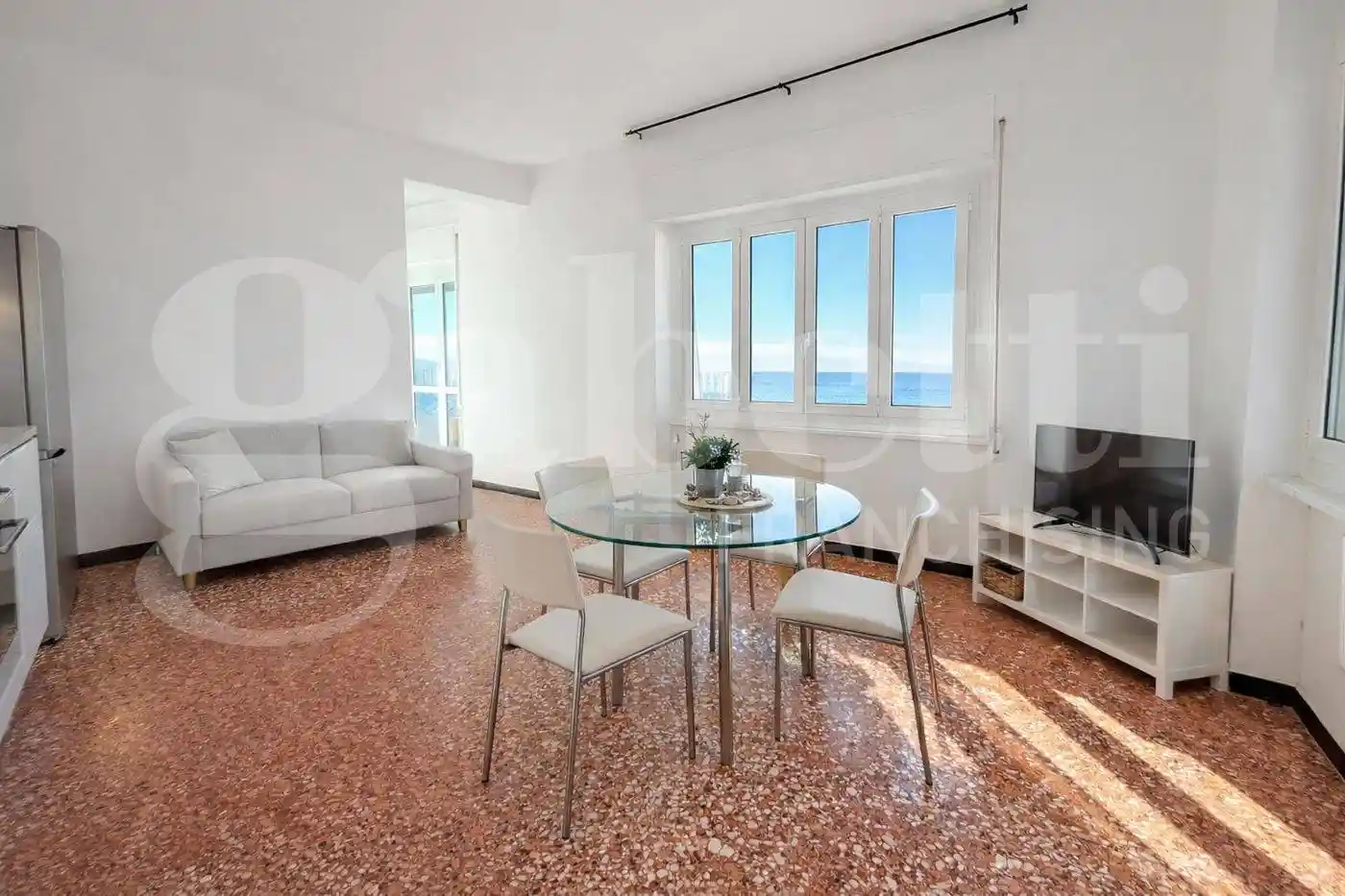 Appartamento in vendita a Finale Ligure