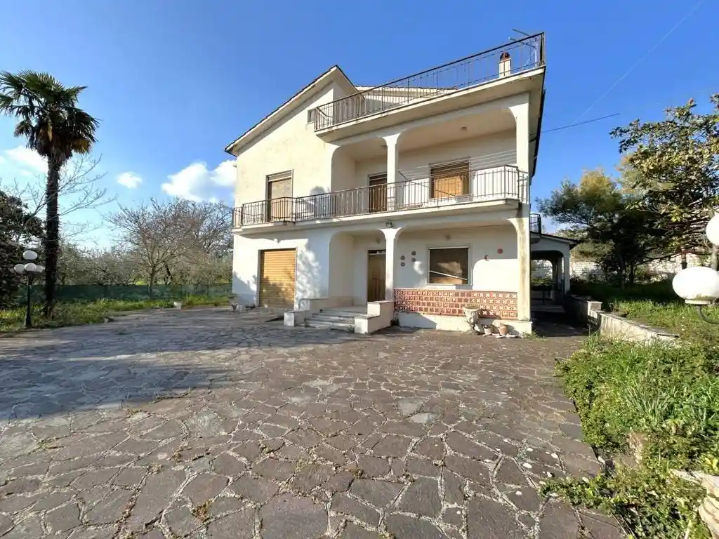 Villa in vendita a Fontanarosa