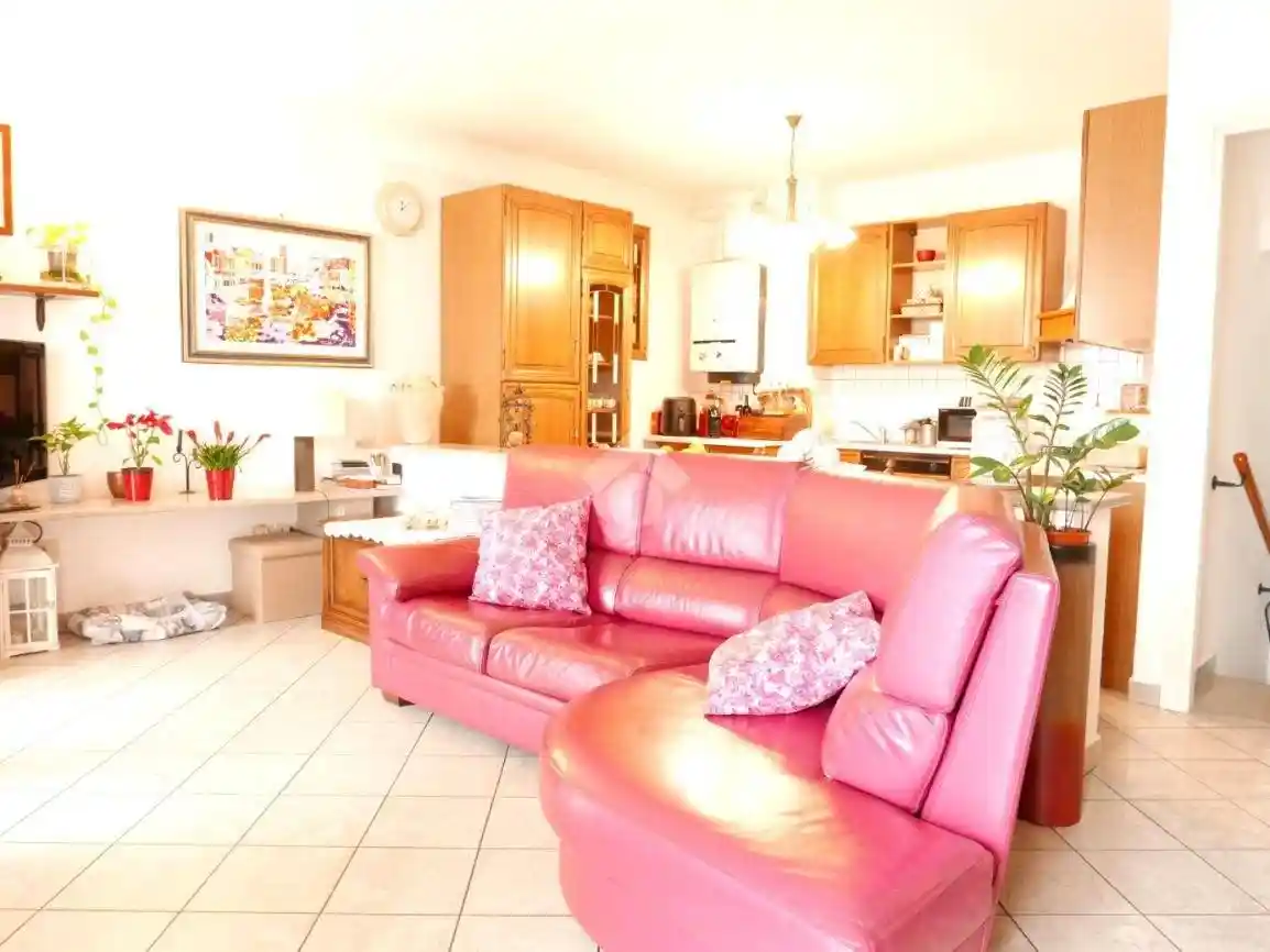 Casa indipendente in vendita a Forlì