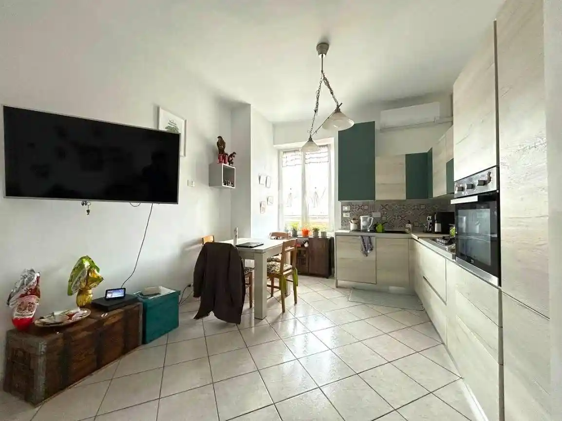 Appartamento in vendita a Genova