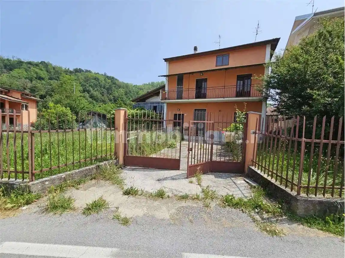 Casa indipendente in vendita a Mombasiglio