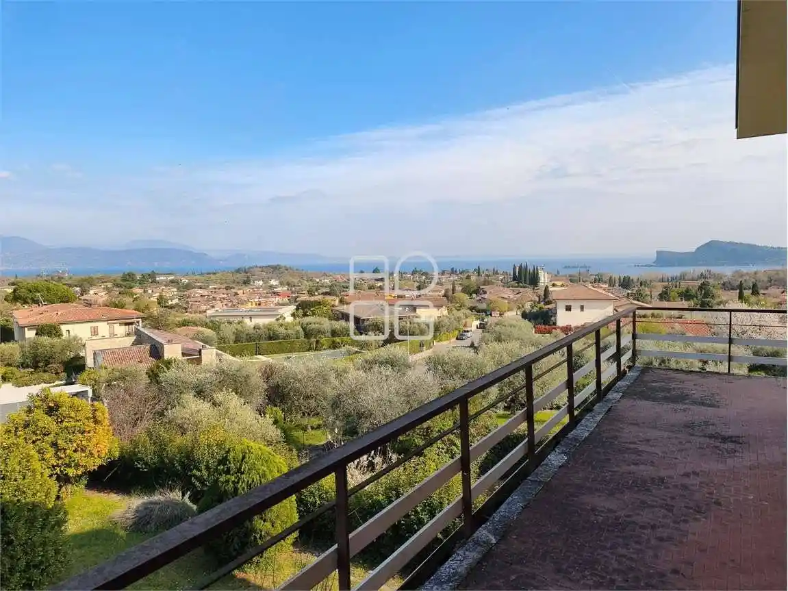 Villa in vendita a San Felice del Benaco