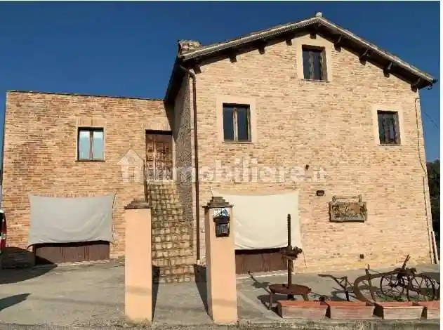 Appartamento in vendita a Monte Vidon Combatte