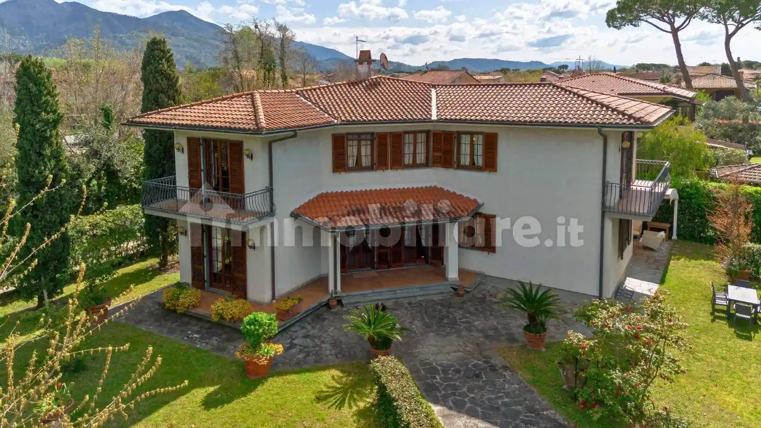 Villa in affitto a Forte dei Marmi