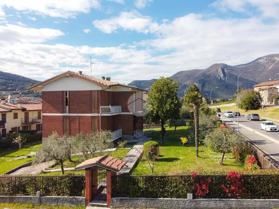 Villa in vendita a Iseo