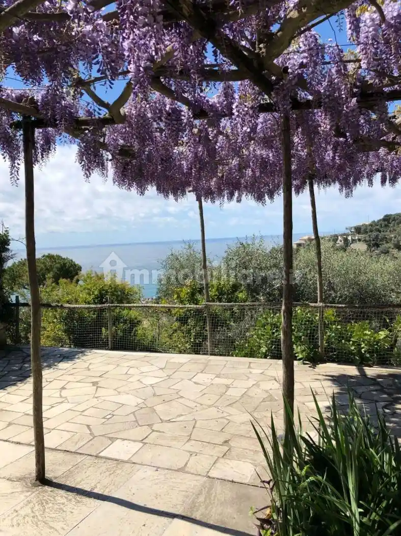 Villa in affitto a Recco