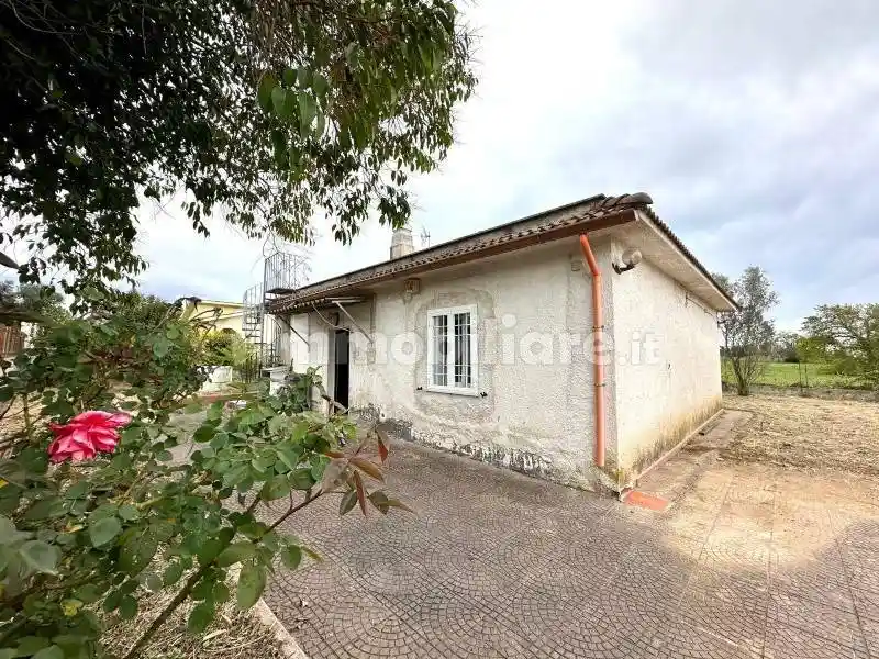 Villa in vendita a Nettuno