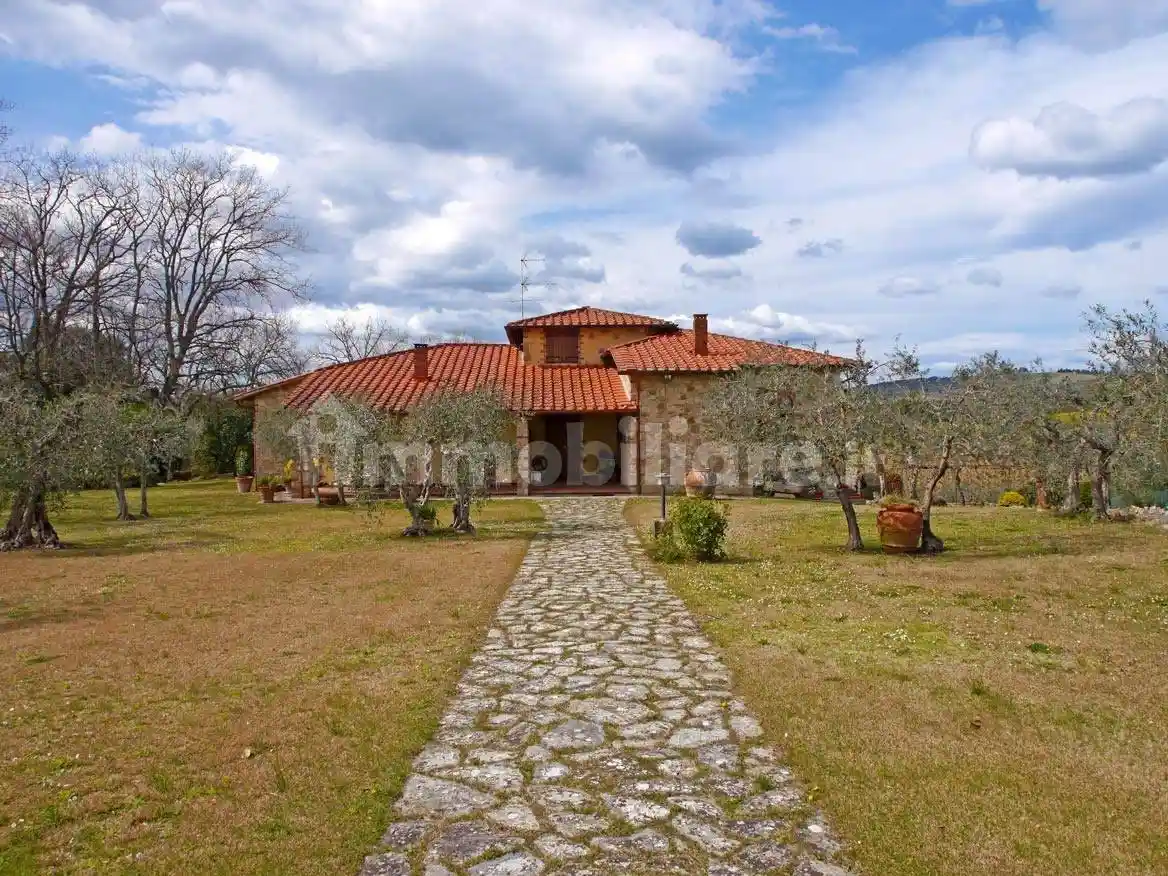 Rustico - Casale in vendita a Castelnuovo Berardenga