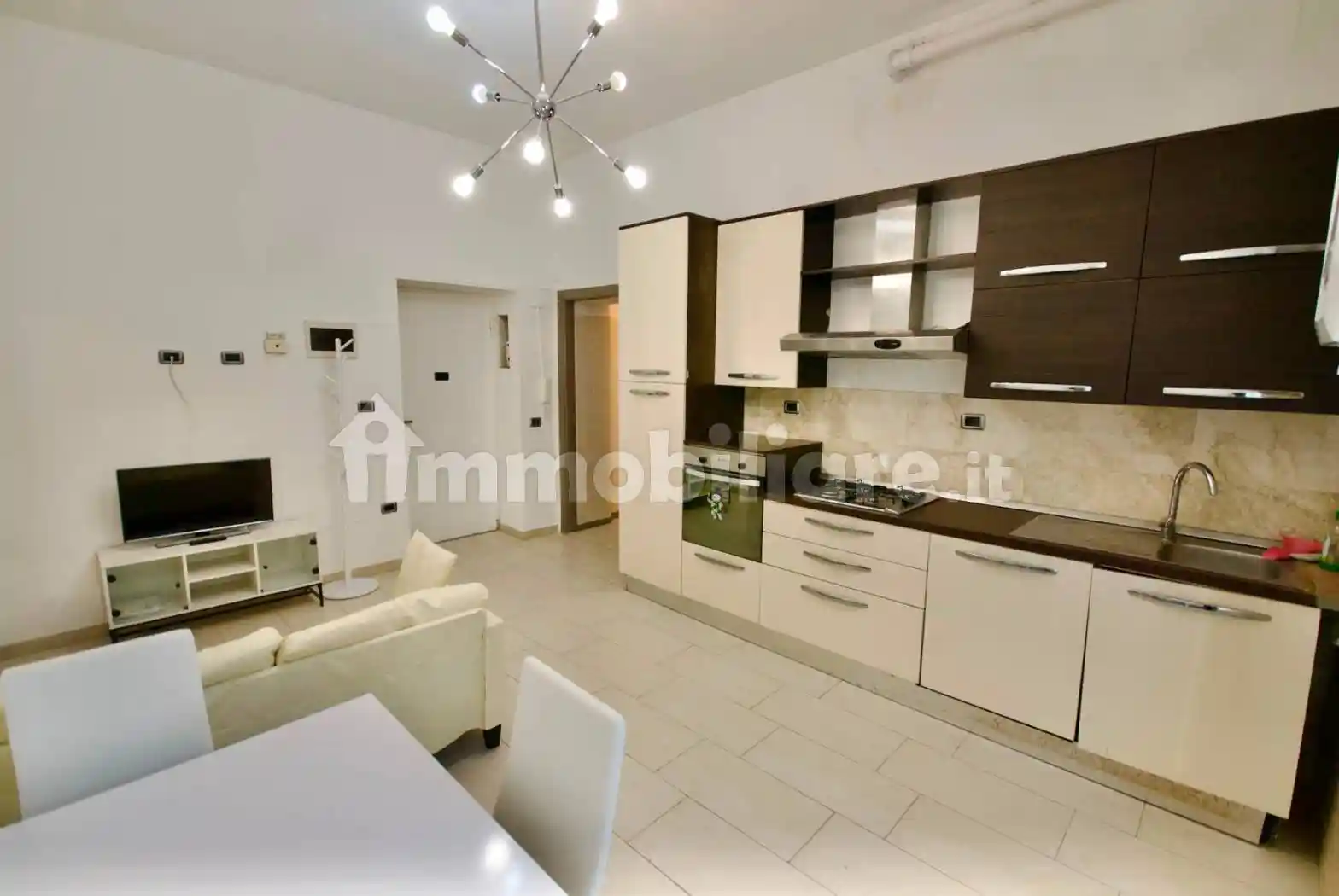 Appartamento in affitto a Rho