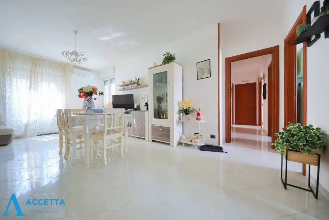Appartamento in vendita a Taranto