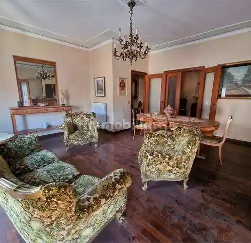 Appartamento in vendita a Montecatini-Terme