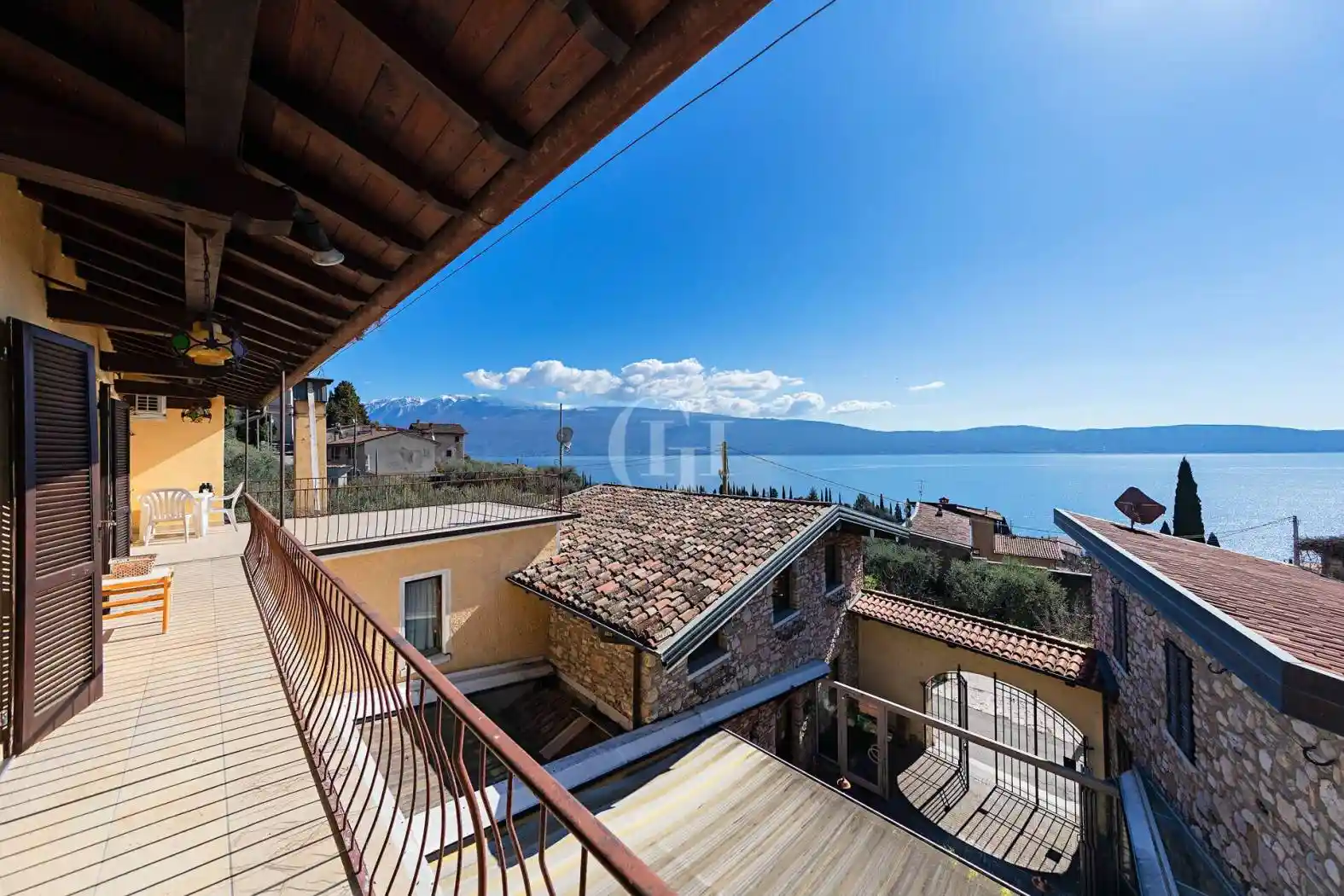 Palazzo - Edificio in vendita a Toscolano-Maderno