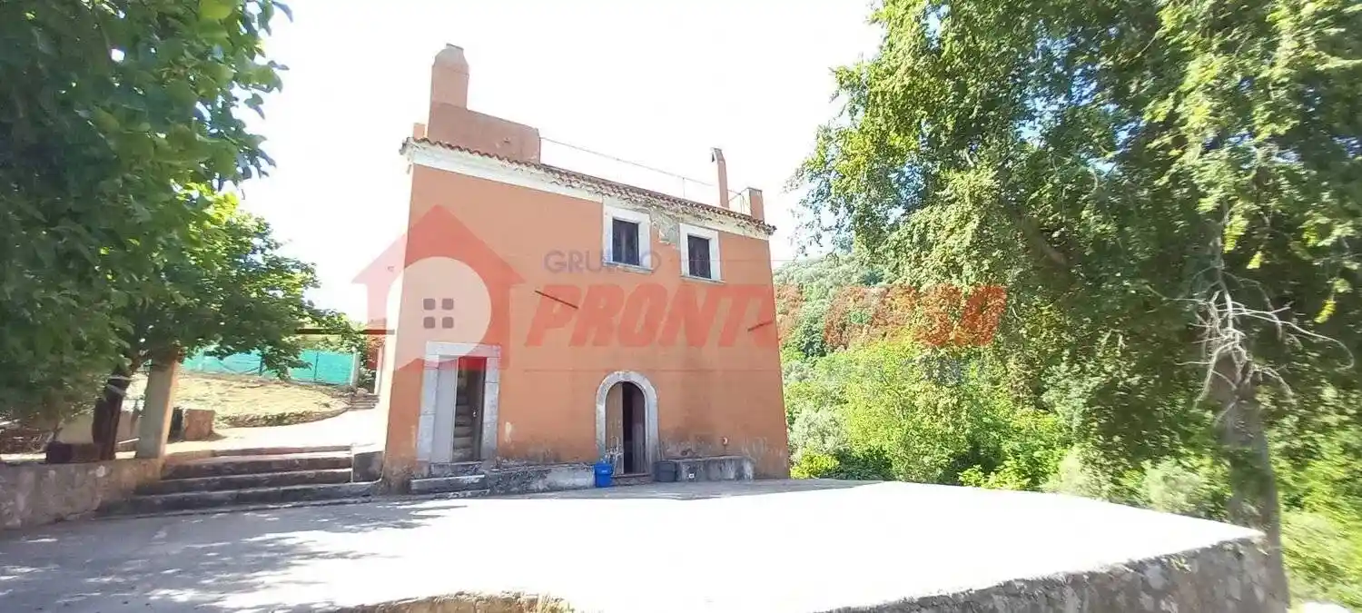 Palazzo - Edificio in vendita a Vico del Gargano